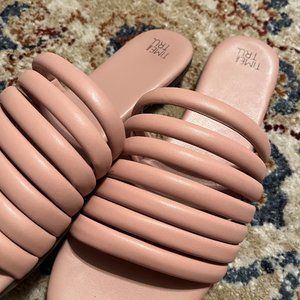TIME AND TRU PINK SLIP ON SANDALS SZ 7
